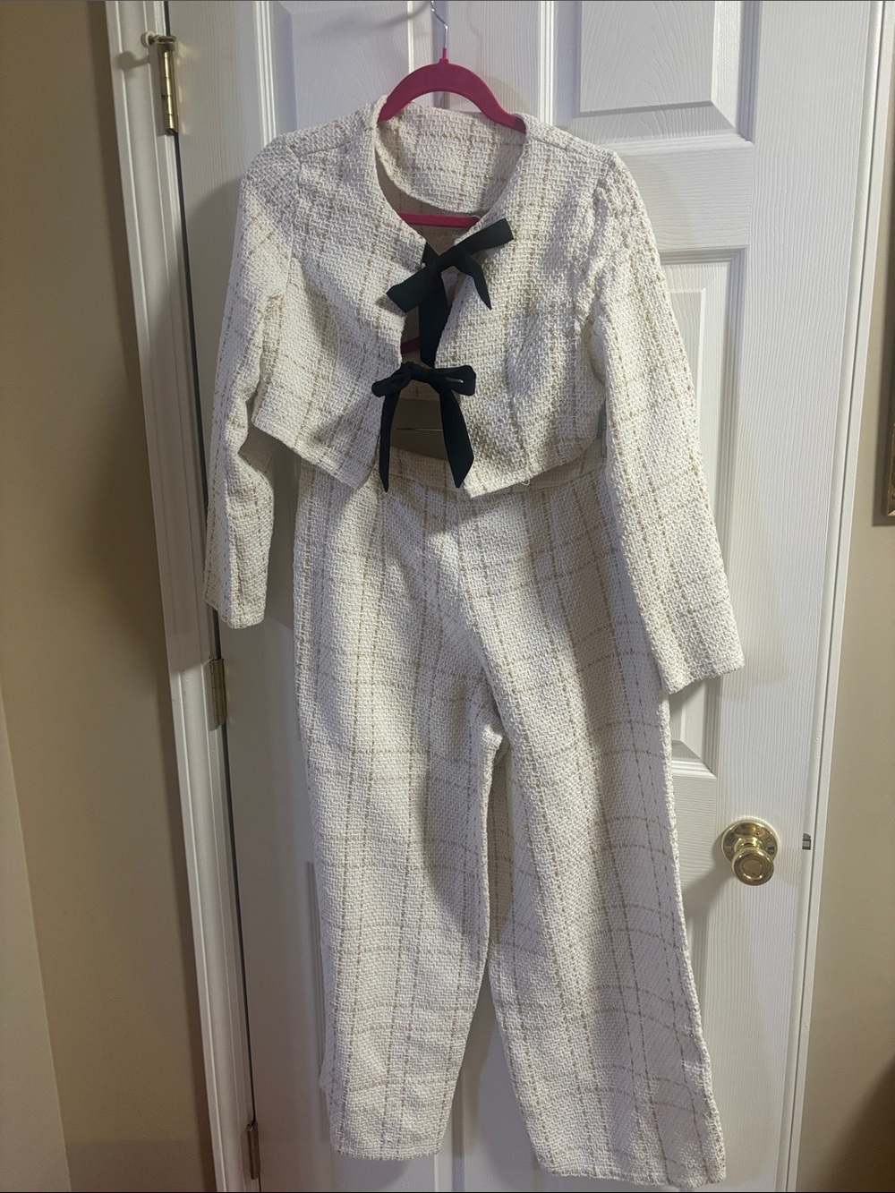 SHEIN Cream Tweed Two-Piece Pantsuit with Black Bow Details